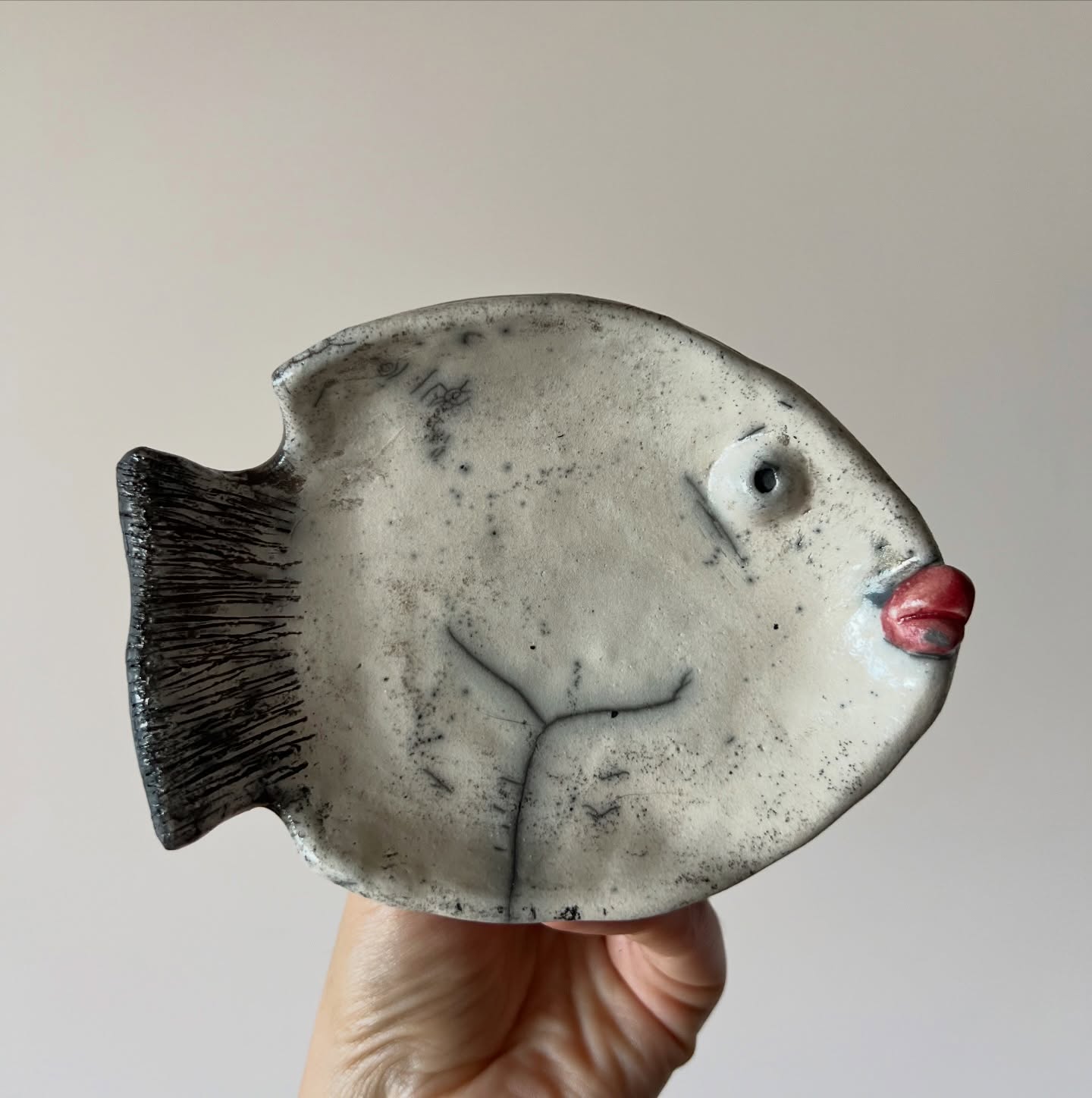 The kissy fish
